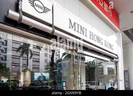 Hongkong, China. September 2021. Britischer Automobilhersteller Mini, im Besitz des deutschen Automobilherstellers BMW, offizieller autorisierter Autohändler in Hongkong gesehen. (Bild: © Budrul Chukrut/SOPA Images via ZUMA Press Wire) Stockfoto