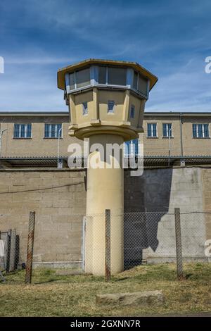 Wachturm, Stasi-Gedenkstätte, Genslerstraße, Hohenschoenhausen, Lichtenberg, Berlin, Deutschland Stockfoto