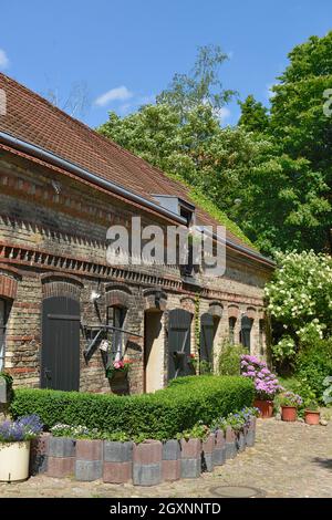 Haus, Hof, Scheune, Richardplatz, Böhmisches Viertel, Neukoelln, Berlin, Deutschland Stockfoto