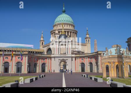 Innenhof, Landtag, Fortunaportal, Nikolaikirche, am Alten Markt, Potsdam, Brandenburg, Deutschland Stockfoto