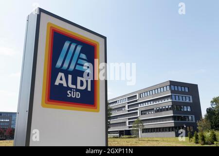 Logo Aldi Sued vor der Zentrale, Discounter-Einzelhandelskette, Mülheim an der Ruhr, Ruhrgebiet, Nordrhein-Westfalen, Deutschland Stockfoto