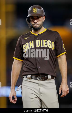San Diego Padres erster Baseman Eric Hosmer (30) steht auf der ersten Basis während eines MLB regulären Saison Spiel gegen die Los Angeles Dodgers, Mittwoch, Sep Stockfoto