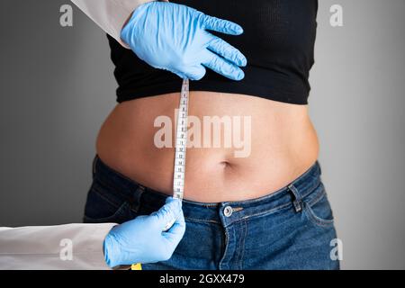 Waist Care Von Einem Arzt In Der Klinik Stockfoto