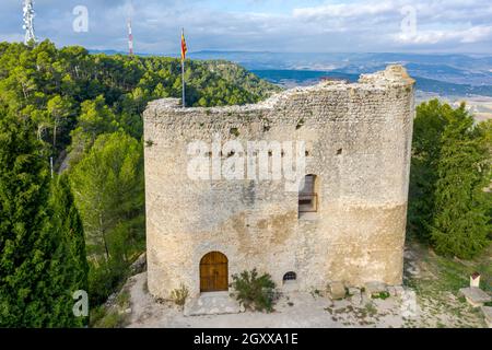 Vorrömische Kirche Santa Maria Gracia aus dem 10. Jahrhundert in Tossa de Montbui, Tarragona, Spanien Stockfoto