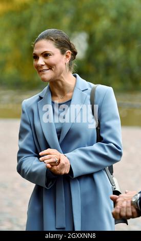 Kronprinzessin Victoria kommt am 6. Oktober 2021 in Orebro Castle in Orebro, Schweden, an. Das Kronprinzessin-Paar ist auf einem eintägigen Besuch in Orebro. Foto: Pontus Lundahl / TT-Code 10050 Stockfoto