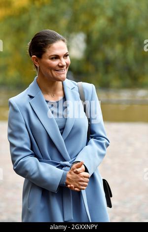 Kronprinzessin Victoria kommt am 6. Oktober 2021 in Orebro Castle in Orebro, Schweden, an. Das Kronprinzessin-Paar ist auf einem eintägigen Besuch in Orebro. Foto: Pontus Lundahl / TT-Code 10050 Stockfoto