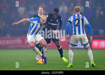 Aaron Mooy von Huddersfield Town in Aktion Stockfoto