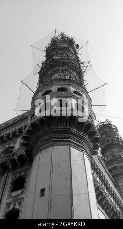 Die Architektur von Charminar ('vier Minarette'), erbaut 1591, ist ein Denkmal und eine Moschee in Hyderabad, Telangana, Indien, Hyderabad Ein Blick auf Stockfoto