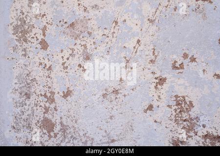 Blau und weiß Bemalte Steinmauer Hintergrund. Grunge-Textur Stockfoto