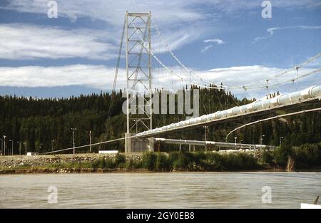 Die Trans-Alaska-Pipeline überquert den tanana-Fluss, Alaska Stockfoto