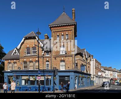 The White Hart Pub in Crystal Palace, South London, Großbritannien. Ecke Church Road und Westow Street. Stockfoto