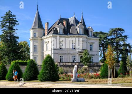 Frankreich, Saint-Florent-le-Vieil, 12.09.2021: das Chateau von Saint-Florent-le-Vieil in der französischen Gemeinde Mauges-sur-Loire im Departement Stockfoto
