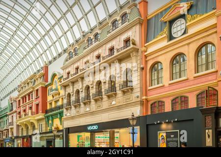 Europa Boulevard in der West Edmonton Mall, Alberta, Kanada Stockfoto