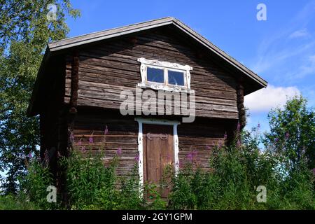 Altes schwedisches Haus im skandinavischen Stil. Stockfoto