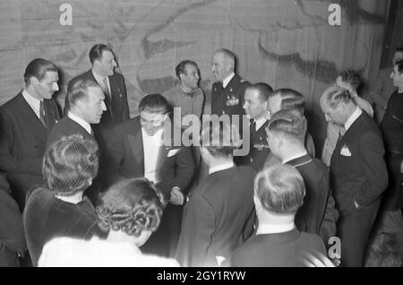 Vorbereitung einer Aufführung an der Oper, Deutschland 1940er Jahre. Vorbereitung einer Opernaufführung, Deutschland 1940er Jahre. Stockfoto