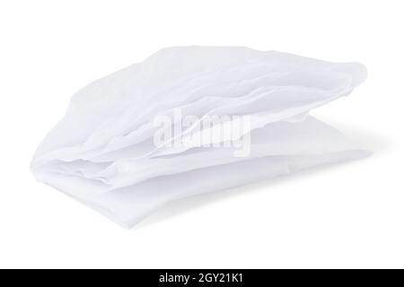 Gefaltetes Blatt weißes Transparentpapier, isoliert auf Weiß Stockfoto