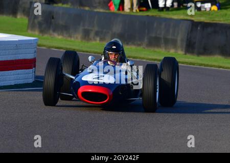 Federico Buratti, Lotus-BRM 24, Glover Trophy, 1500 ccm große Prix-Fahrzeuge, die zwischen 1961 und 1965 gefahren sind, Goodwood Revival 2021, Goodwood, Chichester, W Stockfoto