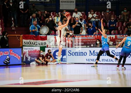 Palasport Taliercio, Venedig, Italien, 06. Oktober 2021, Elisa Penna (Umana Reyer Venezia) während der Umana Reyer Venezia gegen KSC Szekszard - Basketball Euroleague Women Championship Stockfoto