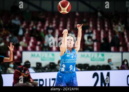 Venedig, Italien. Oktober 2021. Studer Ã&#x81;gnes (KSC Szekszard) während Umana Reyer Venezia gegen KSC Szekszard, Basketball Euroleague Women Championship in Venedig, Italien, Oktober 06 2021 Quelle: Independent Photo Agency/Alamy Live News Stockfoto