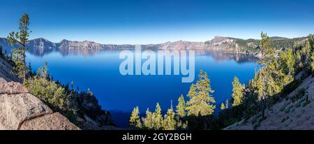 Panoramic view over the Crater Lake, Crater Lake National Park Oregon Stockfoto