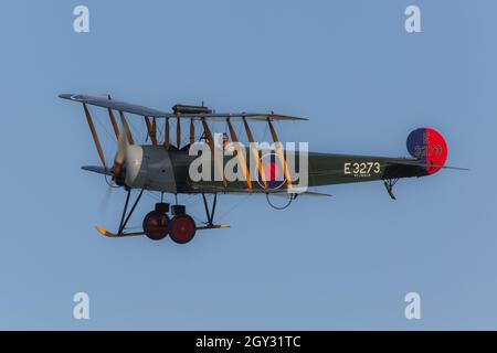 Royal Flying Corps RFC RAF Avro 504K Vintage Biplane Fighter Trainer auf der Shuttleworth Old Warden Airshow Stockfoto