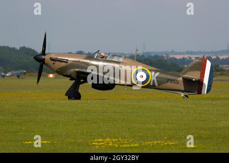 Royal Air Force RAF Hawker, ein Kämpfer für den „The Hawker“-Film „The Hawker“ bei der Airshow „Flying Legends“ in Duxford Stockfoto