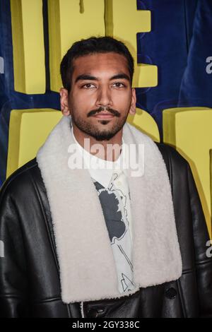 London, Großbritannien. Oktober 2021. Nabhaan Rizwan nimmt an der Eröffnungsgala „The Harder They Fall“ Teil – 65. BFI London Film Festival, Southbank Centre, London, Großbritannien. 6. Oktober 2021. Kredit: Picture Capital/Alamy Live Nachrichten Stockfoto