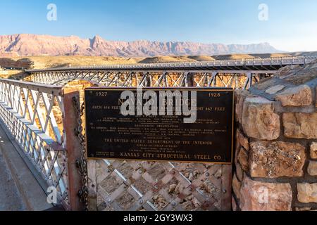 Grand Canyon NP, AZ, USA - 3. Oktober 2020: Die Navajo-Brücke Stockfoto