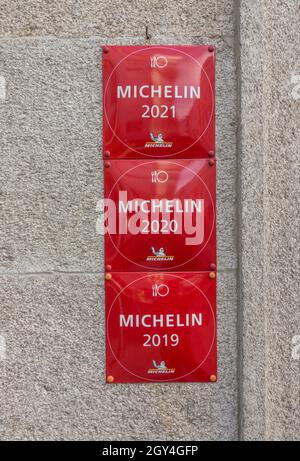 Schild Michelin-Sterne-Restaurant, Spanien. Stockfoto