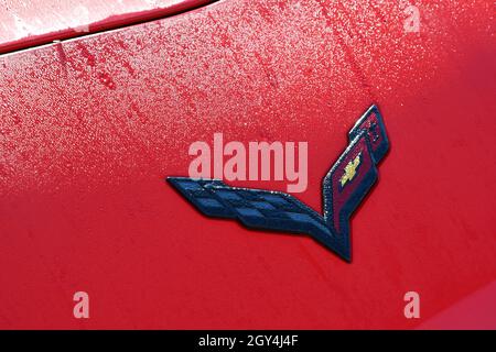 Mugello Circuit, Italien - 23. September 2021: Detail des Logos auf einer Chevrolet Corvette im Mugello Circuit Paddock, Italien. Stockfoto
