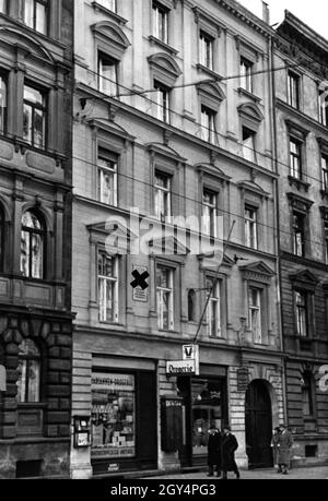 Adolf Hitler lebte in diesem Haus, Thierschstraße 41 in München, bis 1929 die Partei eine repräsentativerere Wohnung für ihn finden musste. [Automatisierte Übersetzung] Stockfoto