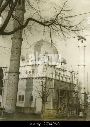 Das Foto zeigt die erste Moschee in Berlin in der Brienner Straße während der Bauphase, die von 1924 bis 1928 dauerte. [Automatisierte Übersetzung] Stockfoto