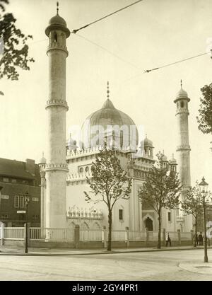 Das Foto zeigt die erste Moschee in Berlin in der Brienner Straße, die 1928 eröffnet wurde. Undatiert, aufgenommen um 1930. [Automatisierte Übersetzung] Stockfoto