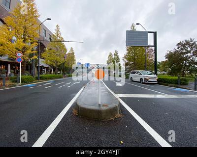 Yokohama, Japan - 22. November 2019: Straße in Yokohama Stockfoto