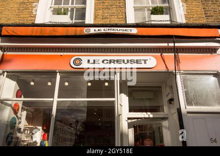 Le Creuset Kochgeschirr Ladengeschäft, Ledbury Road, London W11, England, Großbritannien Stockfoto