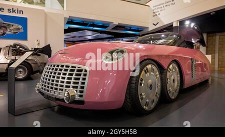 Ford Thunderbird FAB 1, ausgestellt im British Motor Museum, Gaydon, Warwickshire, Großbritannien Stockfoto