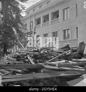 Original-Bildunterschrift: Neugestaltung Berlin - Rückseite der japanischen Botschaft an der Tiergartenstraße 5/6 des Baus, Deutschland 1940. Neugestaltung Berlin - Rückseite der Japanischen Botschaft an der Tiergartenstraße während der Bauphase, Deutschland 1940. Stockfoto