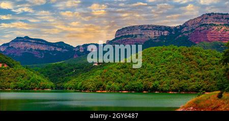 Der Sauer im Stausee Sau, Katalonien, Spanien. Stockfoto