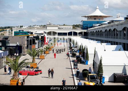 Istanbul, Türkei. Oktober 2021. Track Impression, F1 Grand Prix der Türkei im Intercity Istanbul Park am 7. Oktober 2021 in Istanbul, Türkei. (Foto von HOCH ZWEI) Quelle: dpa/Alamy Live News Stockfoto