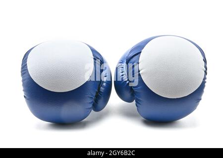 Blau Boxhandschuhe an einem isolierten weißen Hintergrund. Handschuh Stockfoto