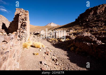 Geisterdorf in Andenplateaus, Bolivien. verlassenen Mine. San Antonio de Lipez Stockfoto