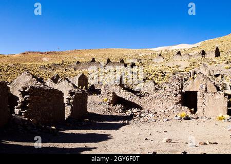 Geisterdorf in Andenplateaus, Bolivien. verlassenen Mine. San Antonio de Lipez Stockfoto