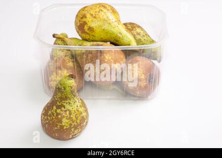 Konferenz Birnen auf dem Kunststoffgehäuse. Aufgedeckt Stockfoto