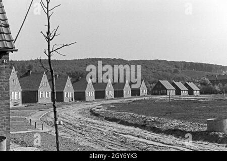 Fischerhäuser und Fischer von Hela in Ostpreußen, Deutschland 1930er Jahre. Fisherman's Hütten von Hela in Ostpreußen, Deutschland 1930. Stockfoto