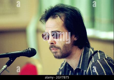 Arezzo Italien 2001-07-08: Nick Cave während der Pressekonferenz beim Arezzo Wave Festival Stockfoto