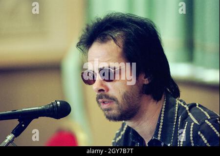 Arezzo Italien 2001-07-08: Nick Cave während der Pressekonferenz beim Arezzo Wave Festival Stockfoto