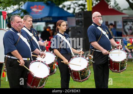 2021 – Tag der Sensibilisierung für Menschen mit Behinderungen 30. Jahrestag - die weltweit größte „Not for Profit“ freiwillige-geführte Behindertenausstellung - RMA Corps of Drums Stockfoto