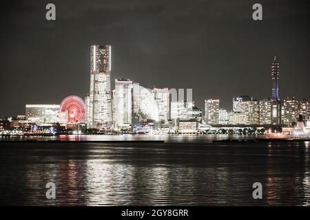 Yokohama Minato Mirai von Nacht Blick (zum Zeitpunkt der gesamten Licht auf). Drehort: Yokohama-Stadt kanagawa Präfektur Stockfoto