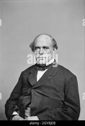 Salmon P. Chase (1808-1873), amerikanischer Politiker und Jurist, diente als Gouverneur und Senator von Ohio, sechster US-Chefjustiz sowie den USA. Finanzminister, einer der wenigen US-Politiker, der in allen drei Zweigen der Bundesregierung tätig ist, halblanges Porträt, Mathew Brady Studio, 1860 Stockfoto