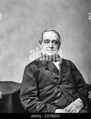 Hannibal Hamlin (1809-1891), amerikanischer Politiker, diente als US-Vizepräsident unter Abraham Lincoln 1861-1865, US-Senator aus Maine 1857-1861 & 1869-1881, halblanges sitzendes Porträt, Mathew Brady Studio, 1860er Jahre Stockfoto